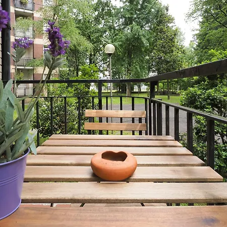 Apartment Primopiano - Palmaria B Milan