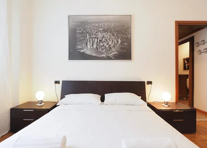 Apartment Primopiano - Palmaria B Milan